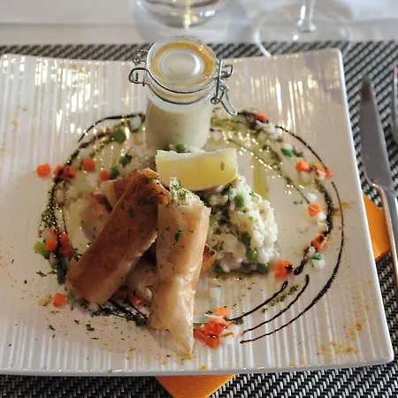 Kyriad Dieppe 3* Saint-Aubin-sur-Scie