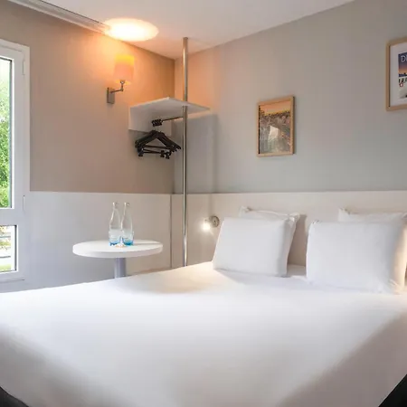 Kyriad Dieppe Saint-Aubin-sur-Scie